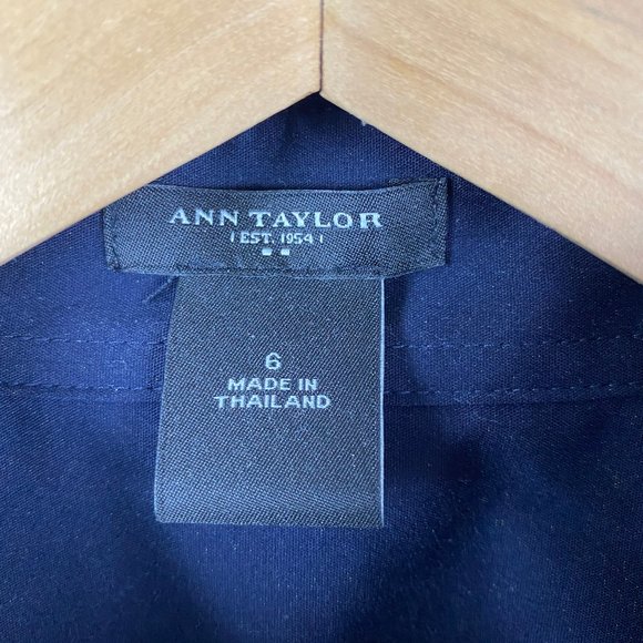 NWOT Ann Taylor Blue Button Down Shirt - Picture 2 of 5